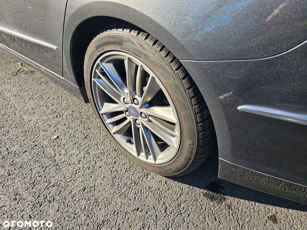 Ford Mondeo 2.0 Hybrid Vignale - 8