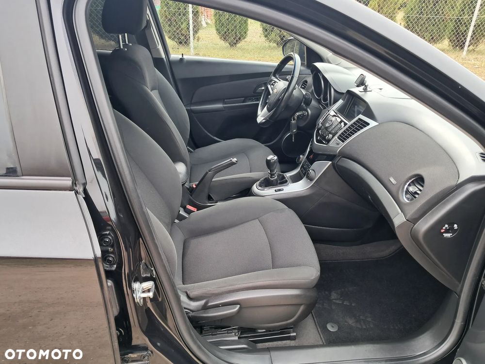 Chevrolet Cruze 1.7TD LT+ - 18