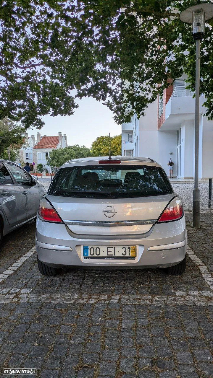 Opel Astra 1.3 CDTi Cosmo - 4