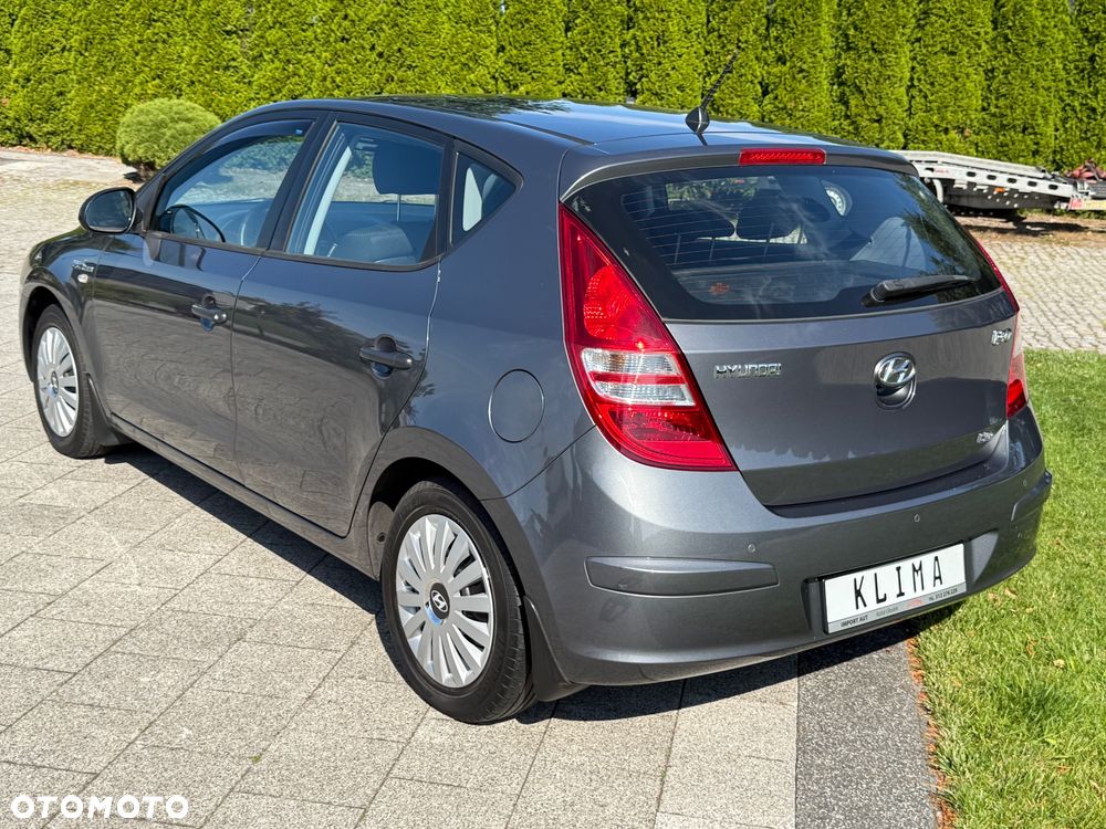 Hyundai i30 1.4 Blue Comfort - 27