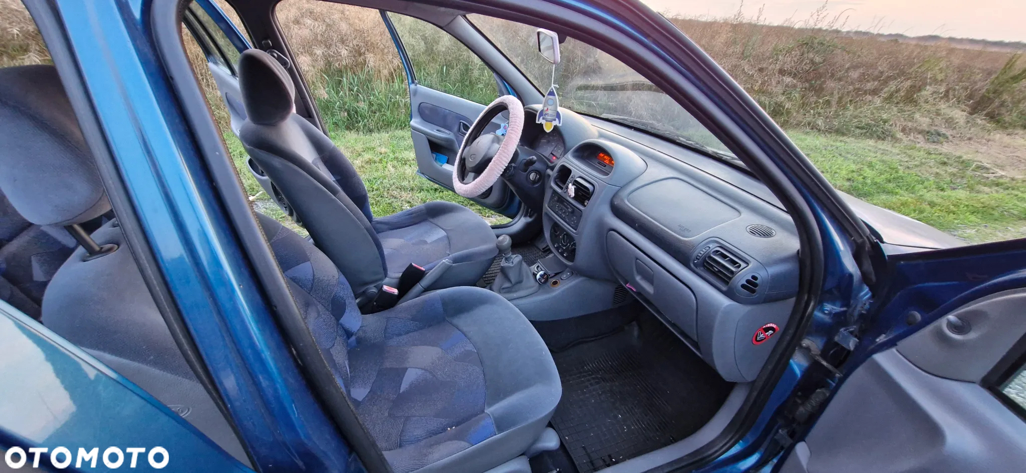 Renault Clio 1.2 Campus Authentique - 8