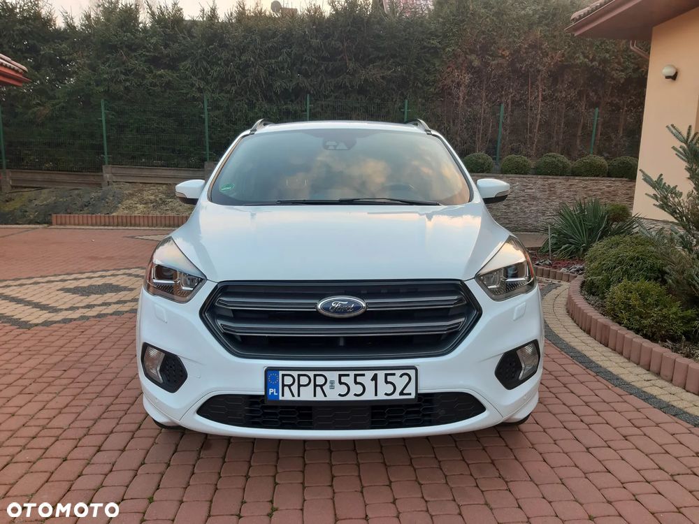Ford Kuga 2.0 TDCi 4x4 ST-Line - 3