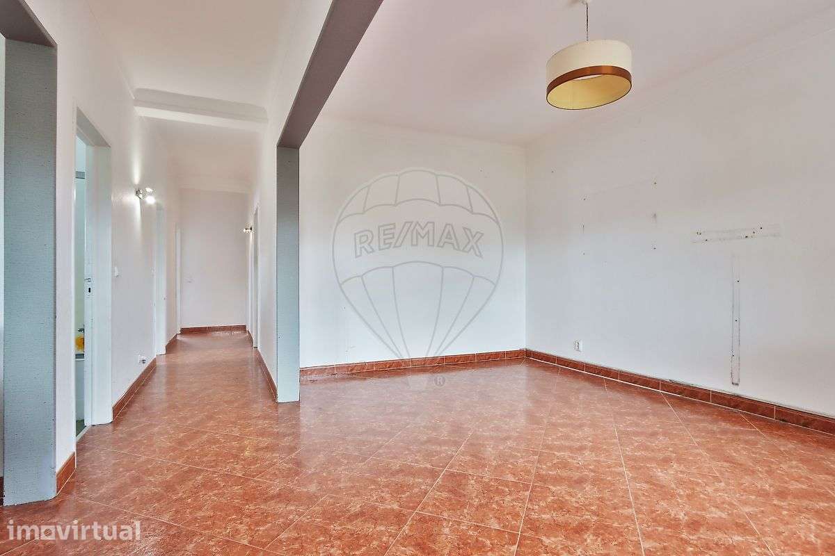 Moradia T5 para venda - Grande imagem: 2/24