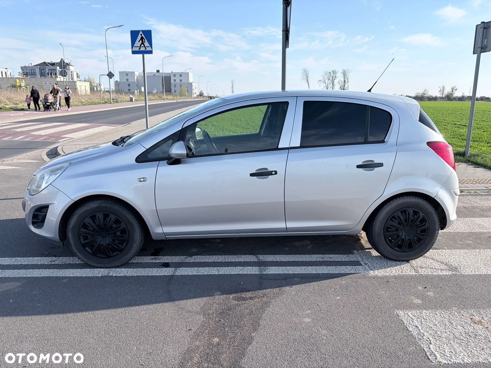 Opel Corsa 1.0 12V Essentia - 5