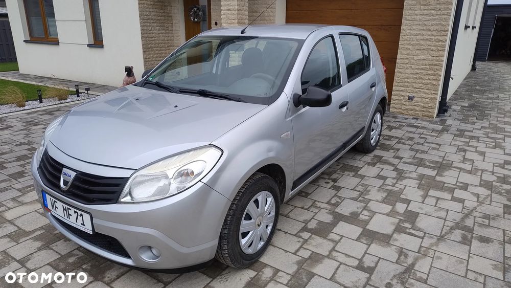Dacia Sandero 1.2 16V - 12