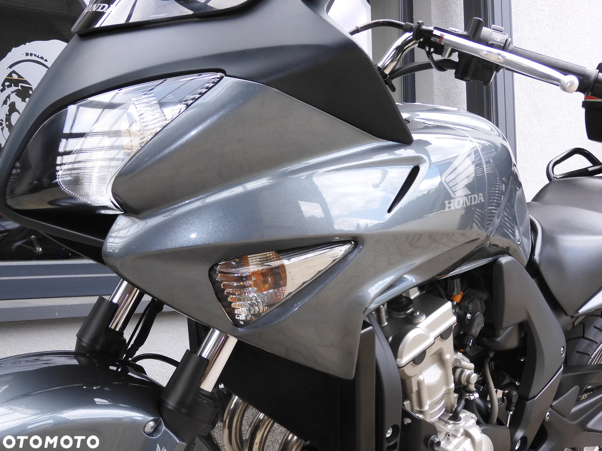 Honda CBF - 19