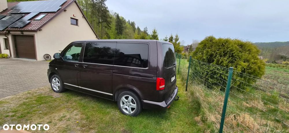 Volkswagen Multivan - 2