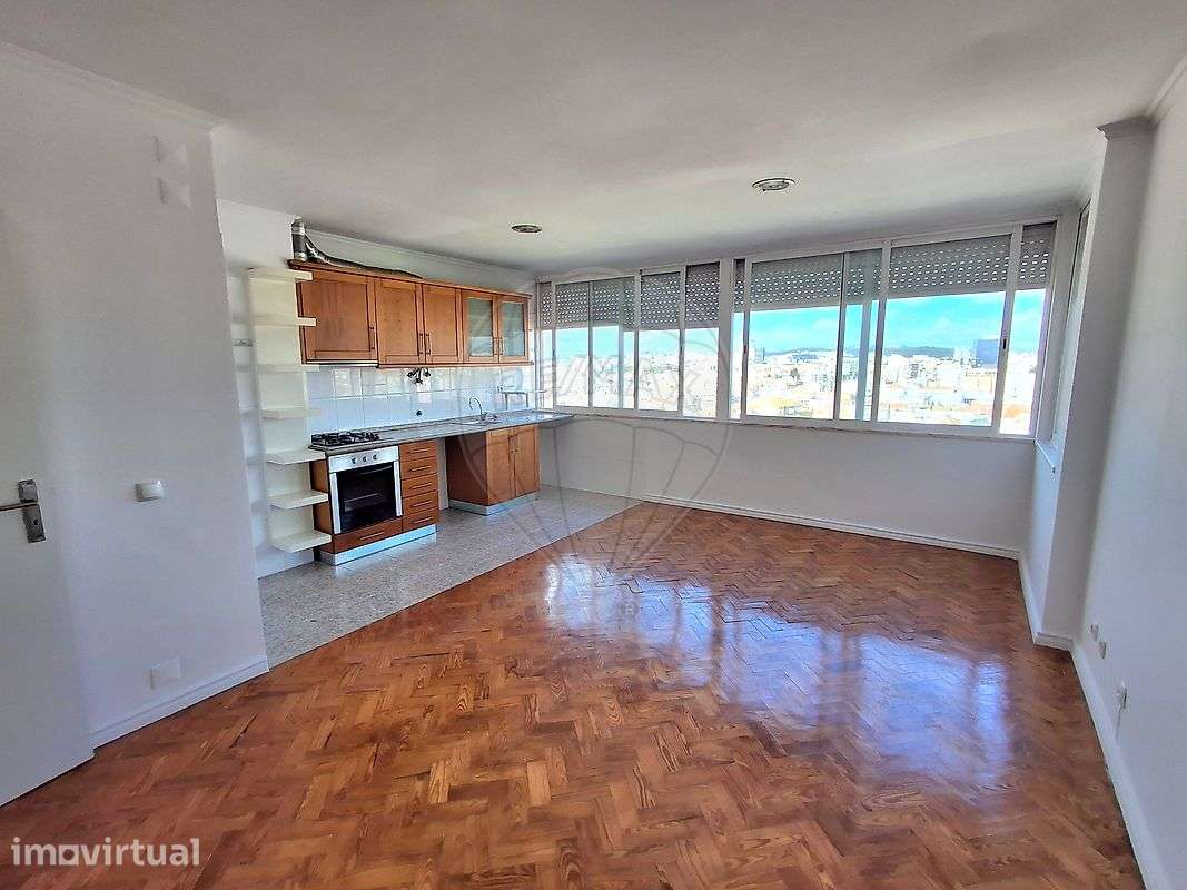 Apartamento T2 para arrendamento - Grande imagem: 2/10