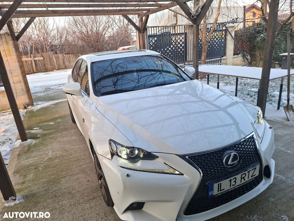 Lexus Seria IS 300h Aut. F Sport - 1
