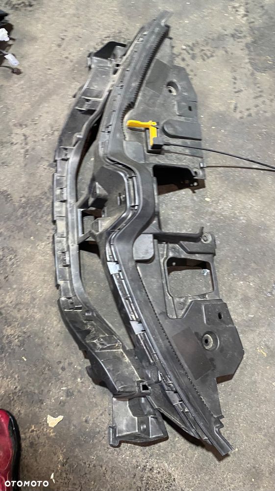 RENAULT CAPTUR 2 II  PODSTAWA STELAŻ WZMOCNIENIE GRILLA ATRAPY CZASZA CZASZ GRILL ATRAPA MOCOWANIE GRILLA ATRAPY W ZDERZAK ZDERZAKA + Linka rączka do otwierania zamka maski 620365678R grill atrapa - 3