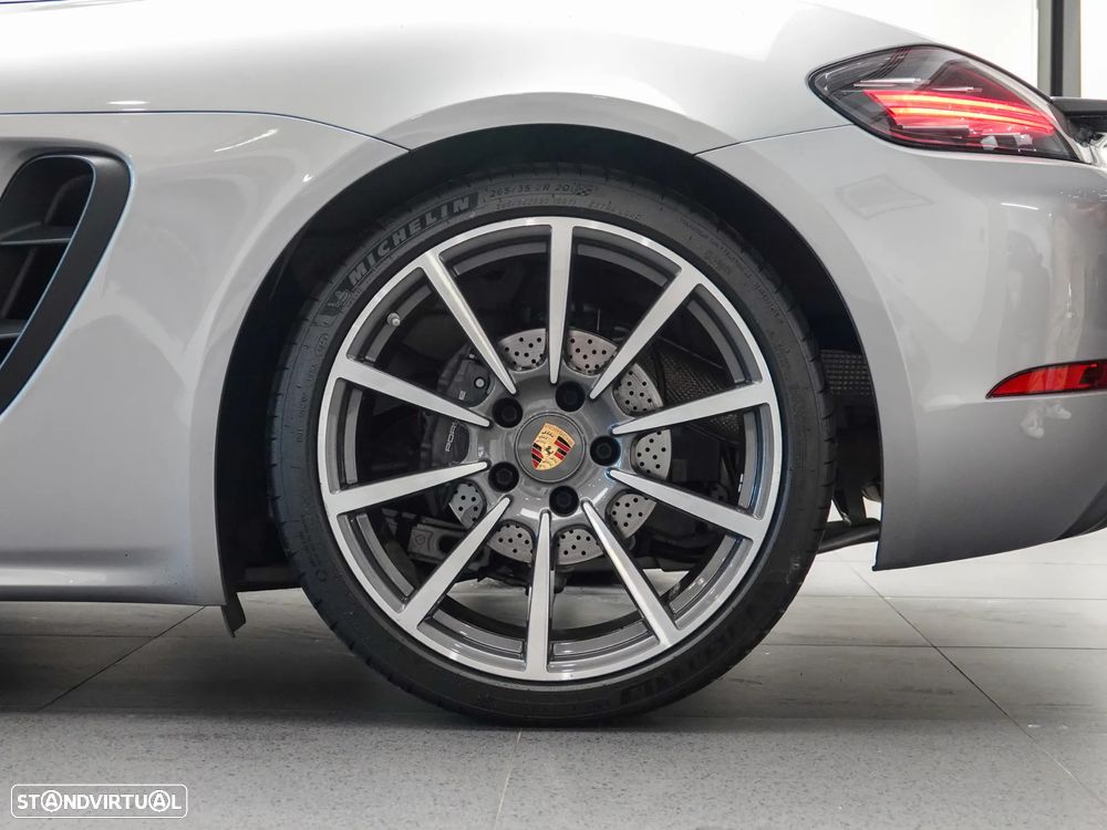 Porsche 718 - 10