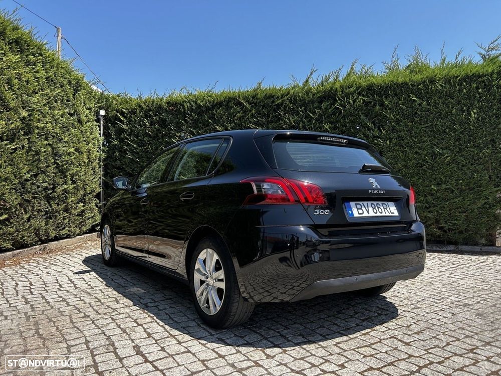 Peugeot 308 1.2 PureTech Style - 3
