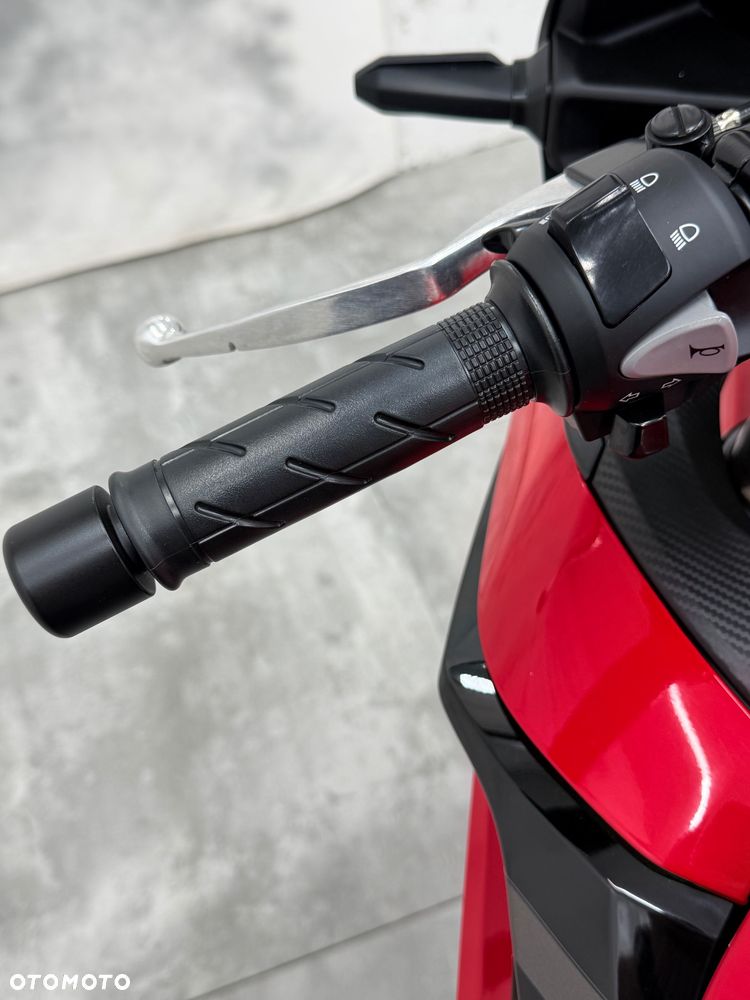 Honda CBR - 26