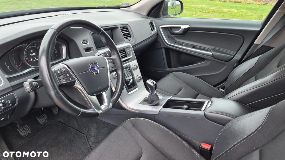 Volvo S60 D3 Drive-E Summum - 8