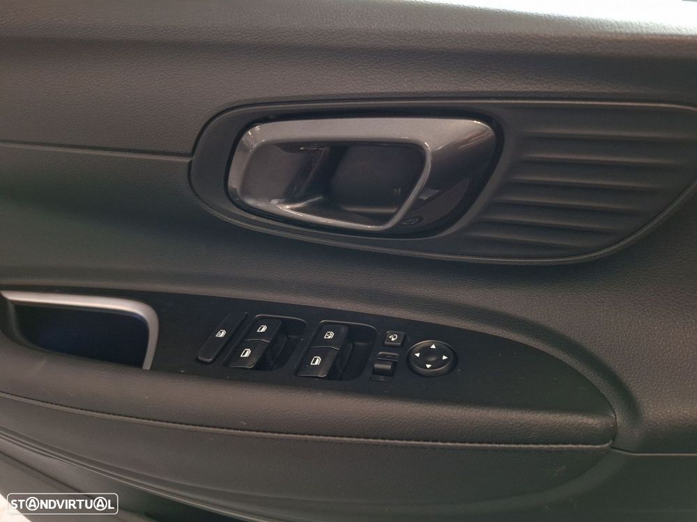 Hyundai Bayon 1.0 T-GDi Premium (TT) — fotografia 19