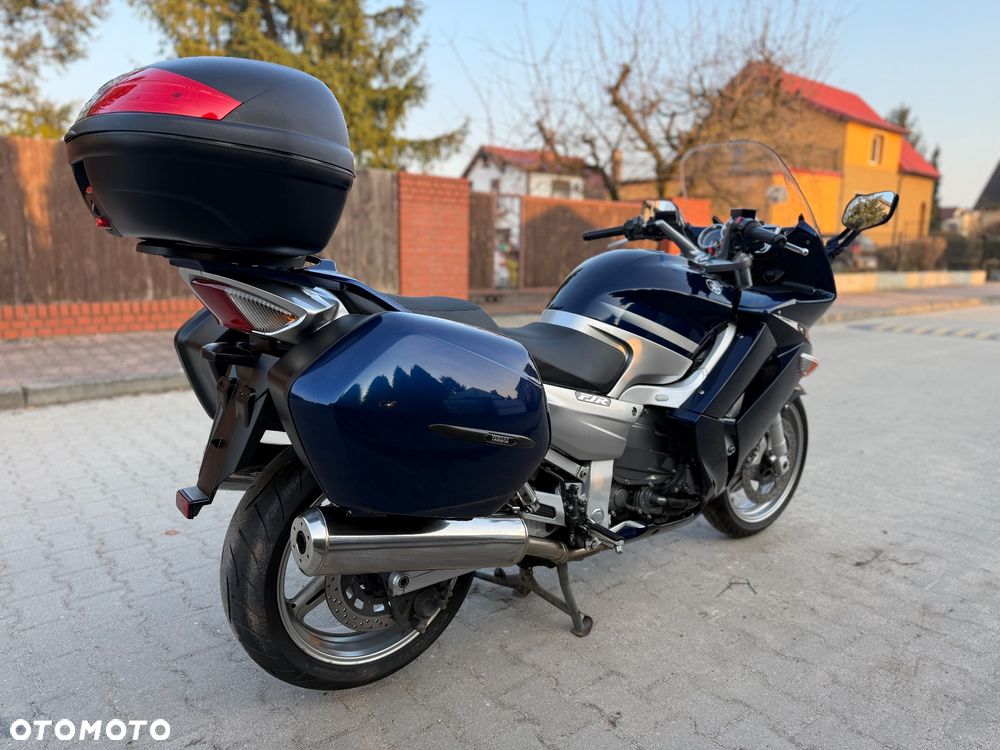 Yamaha FJR - 10