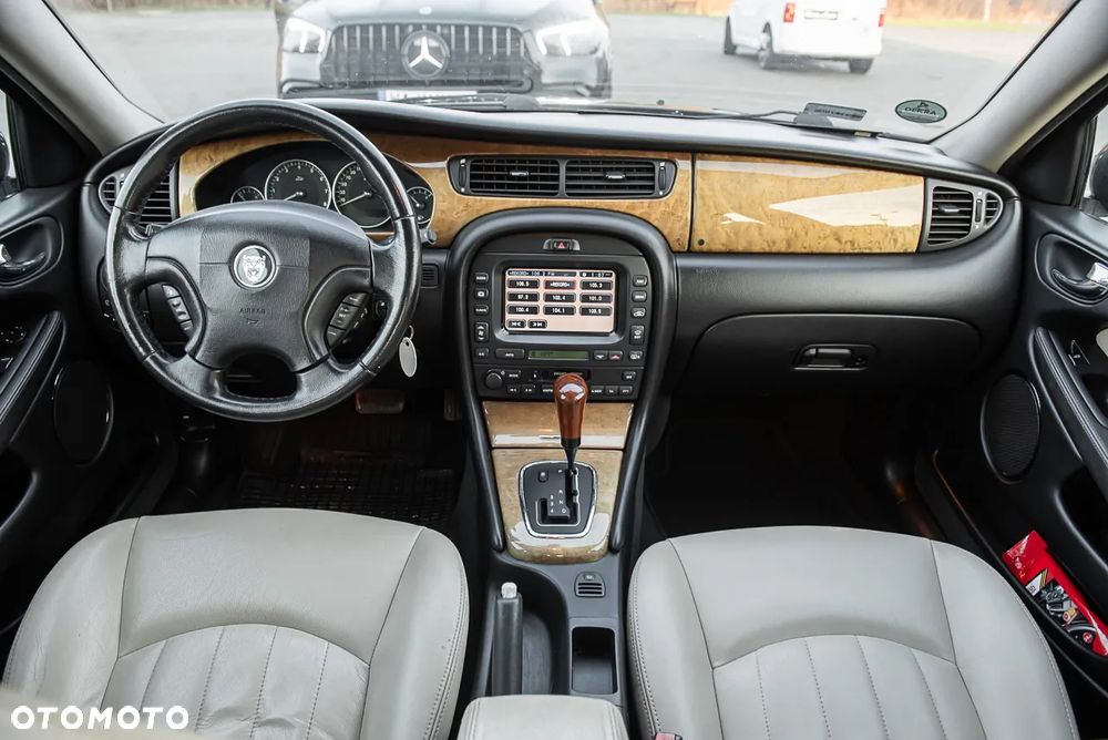 Jaguar X-Type 3.0 High - 26