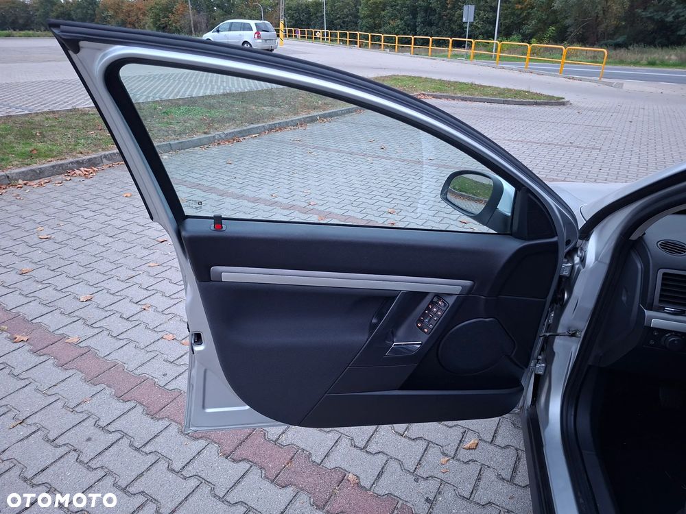 Opel Vectra - 9