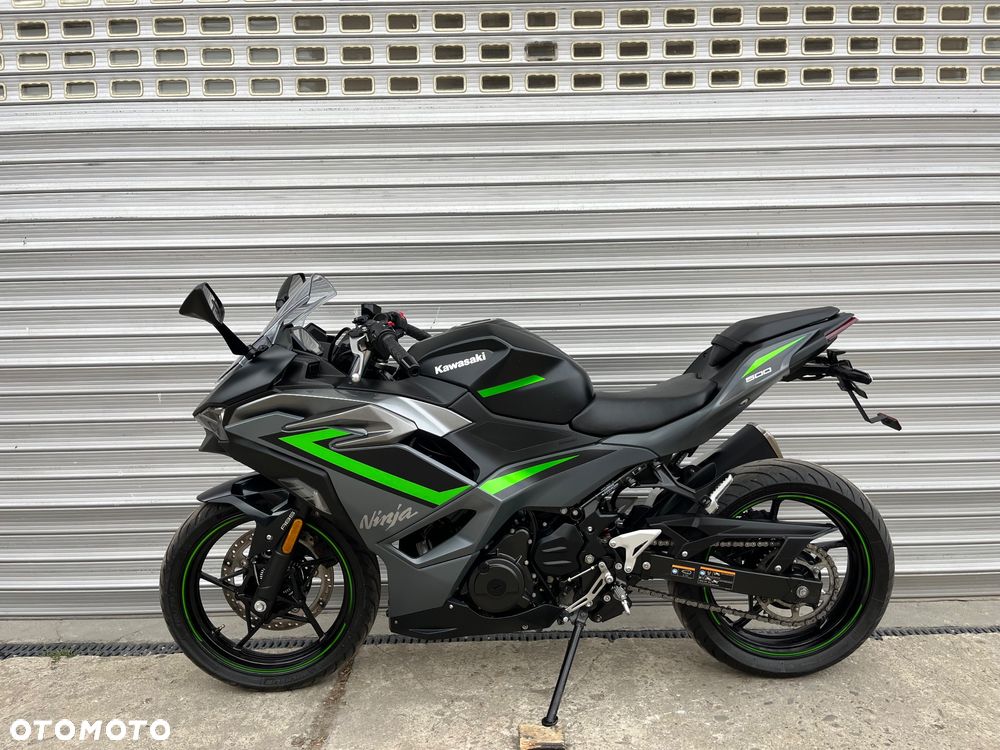Kawasaki Ninja - 2
