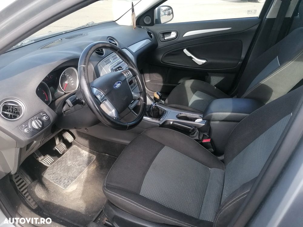 Ford Mondeo 2.0 TDCi Titanium - 7