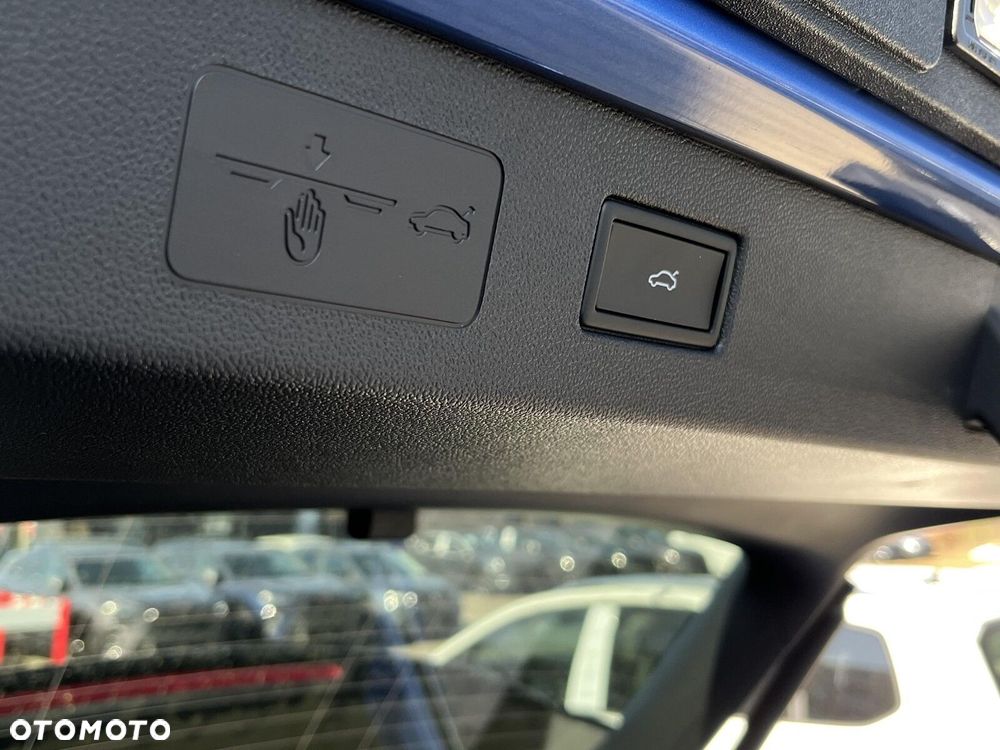 Volkswagen T-Roc - 15