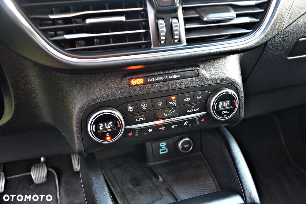 Ford Kuga 2.0 EcoBlue Hybrid VIGNALE - 34