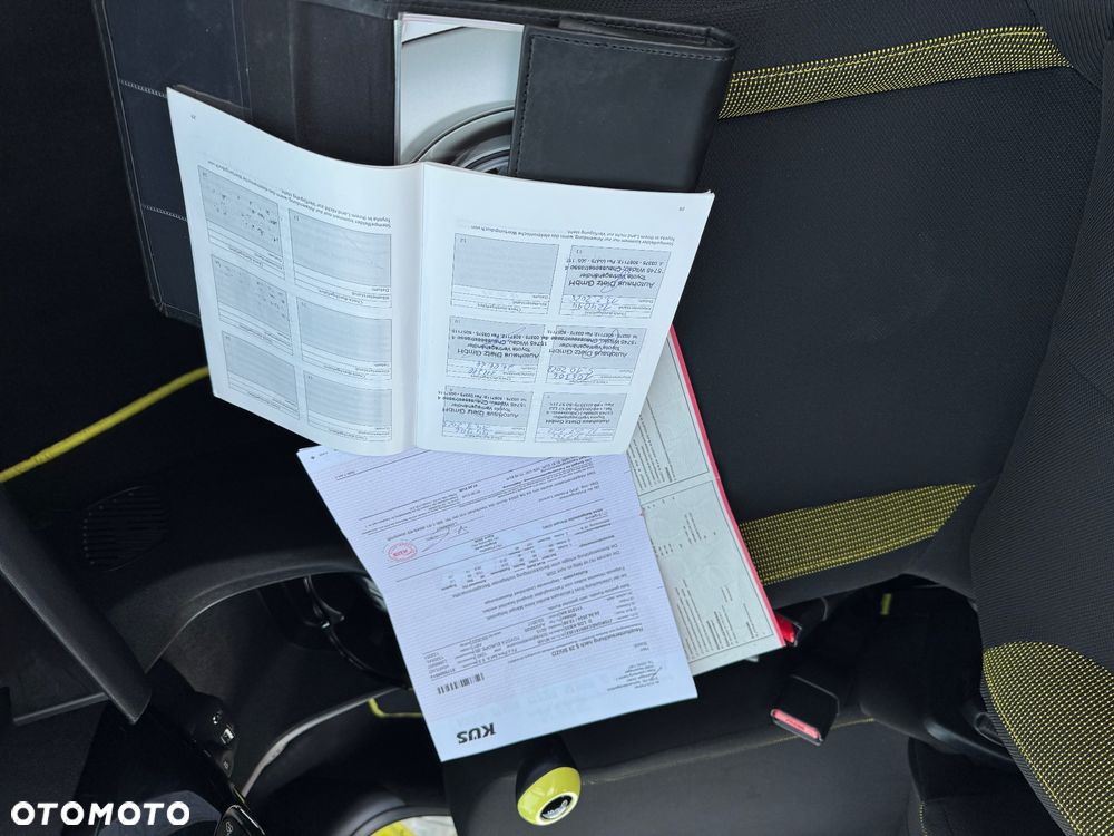 Toyota Aygo x mit x-business Paket - 40