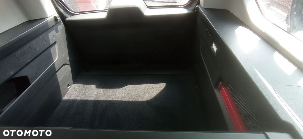 Toyota Proace City Verso Long 1.5 D-4D Business - 10