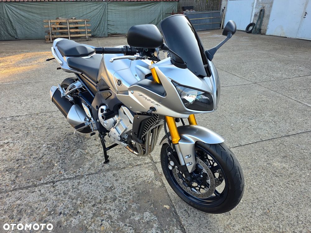 Yamaha FZ - 5
