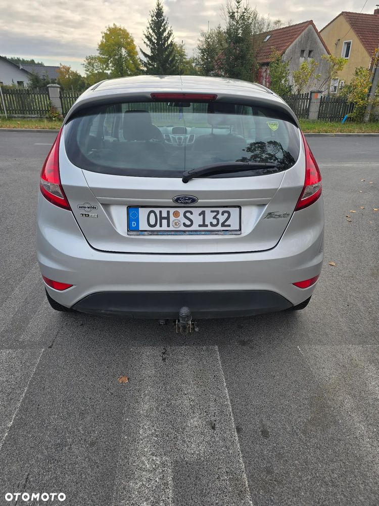 Ford Fiesta - 12