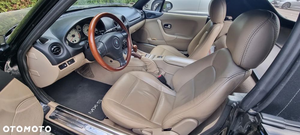 Mazda MX-5 - 8