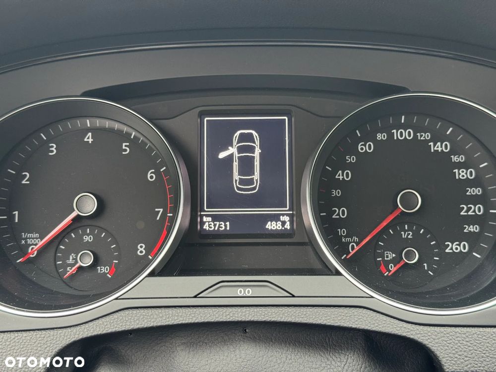Volkswagen Passat 1.5 TSI EVO Essence DSG - 16