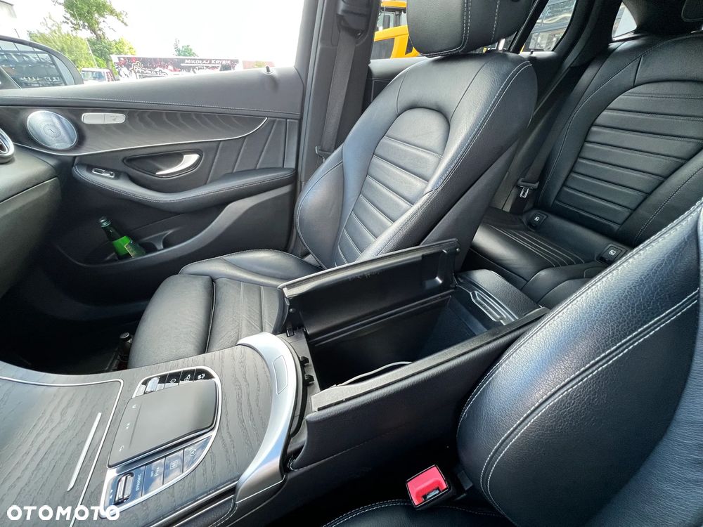 Mercedes-Benz GLC 300 d 4-Matic - 14