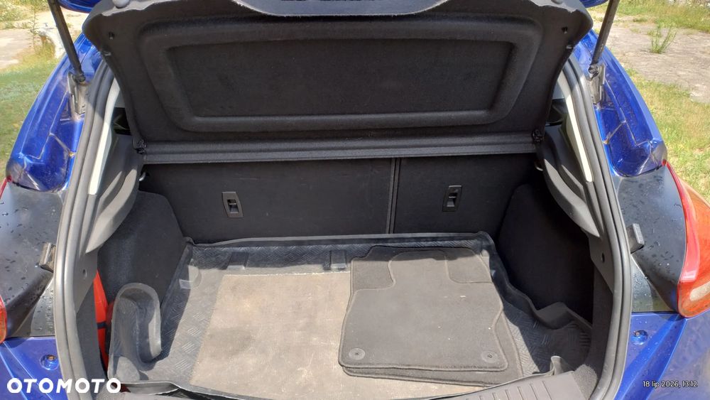 Ford Focus 1.6 SYNC Edition - 17