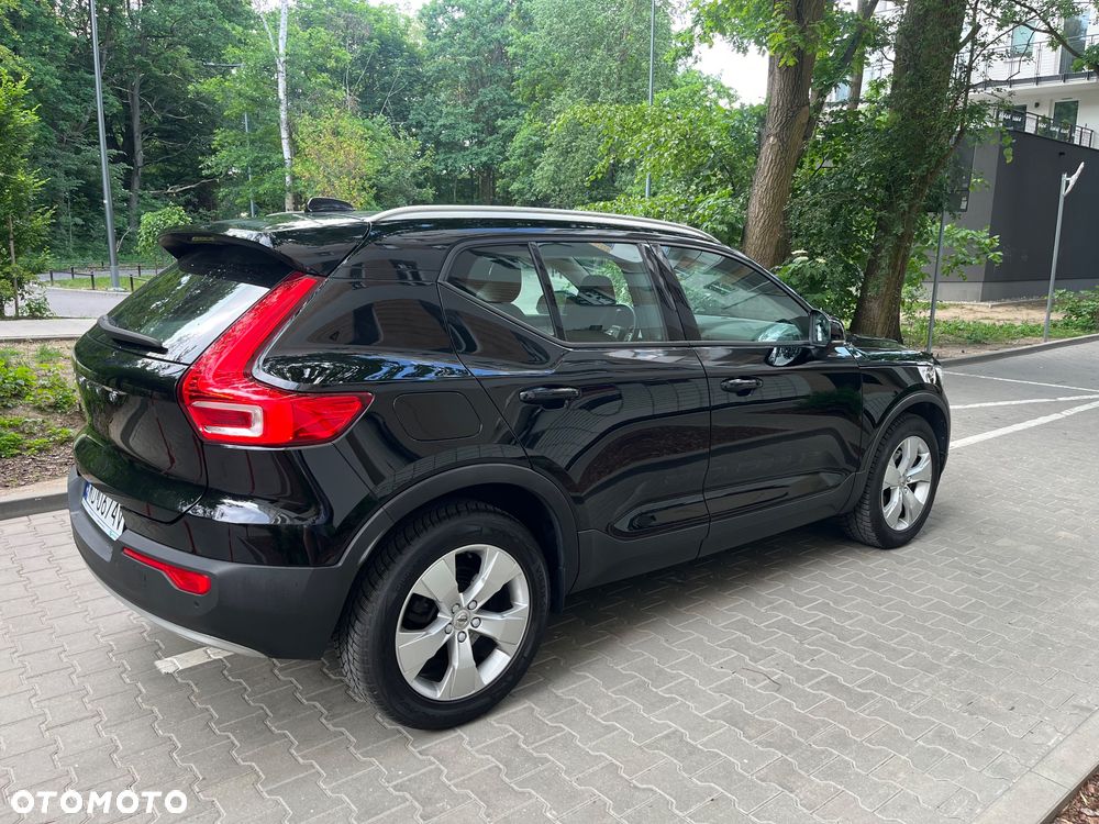 Volvo XC 40 D3 AWD Momentum Pro - 9