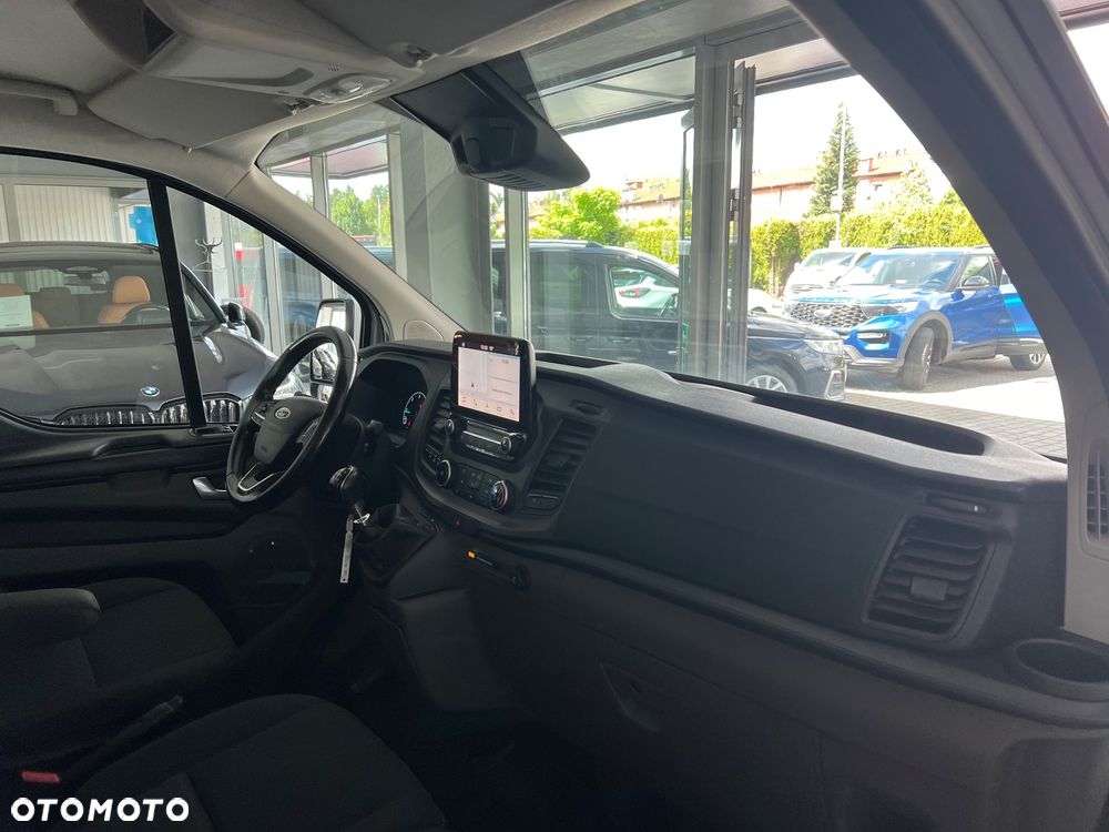 Ford Transit Custom - 38