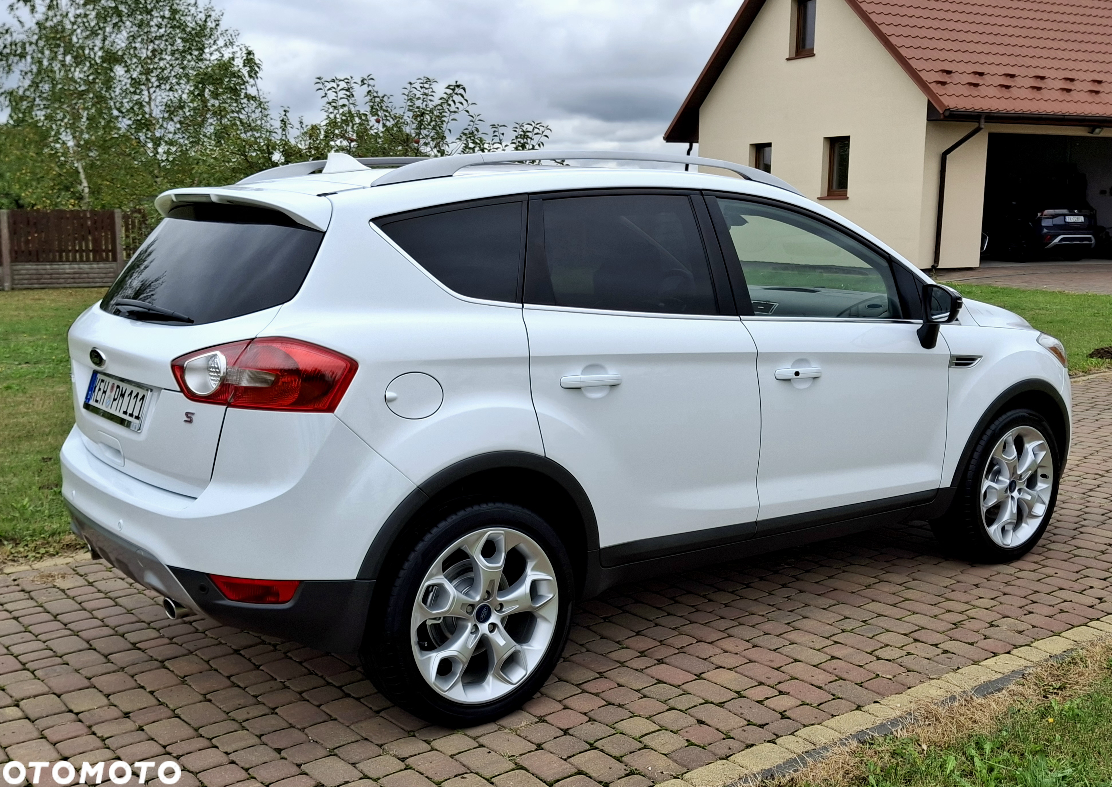 Ford Kuga ver-2-0-tdci-4wd-titanium-plus - 5