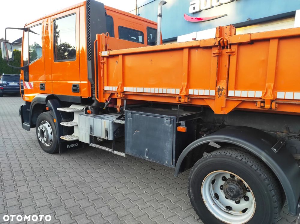 Iveco Eurocargo 120E18 Wywrotka 3str Doka/Brygadówka 7 osób - 4