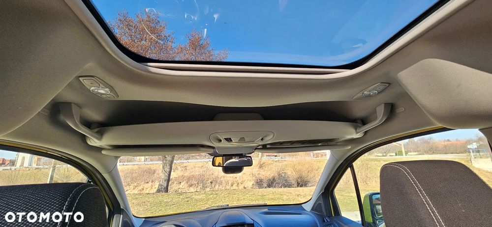 Ford Tourneo Connect Grand - 24