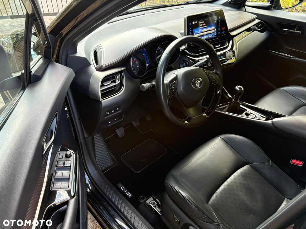Toyota C-HR - 23