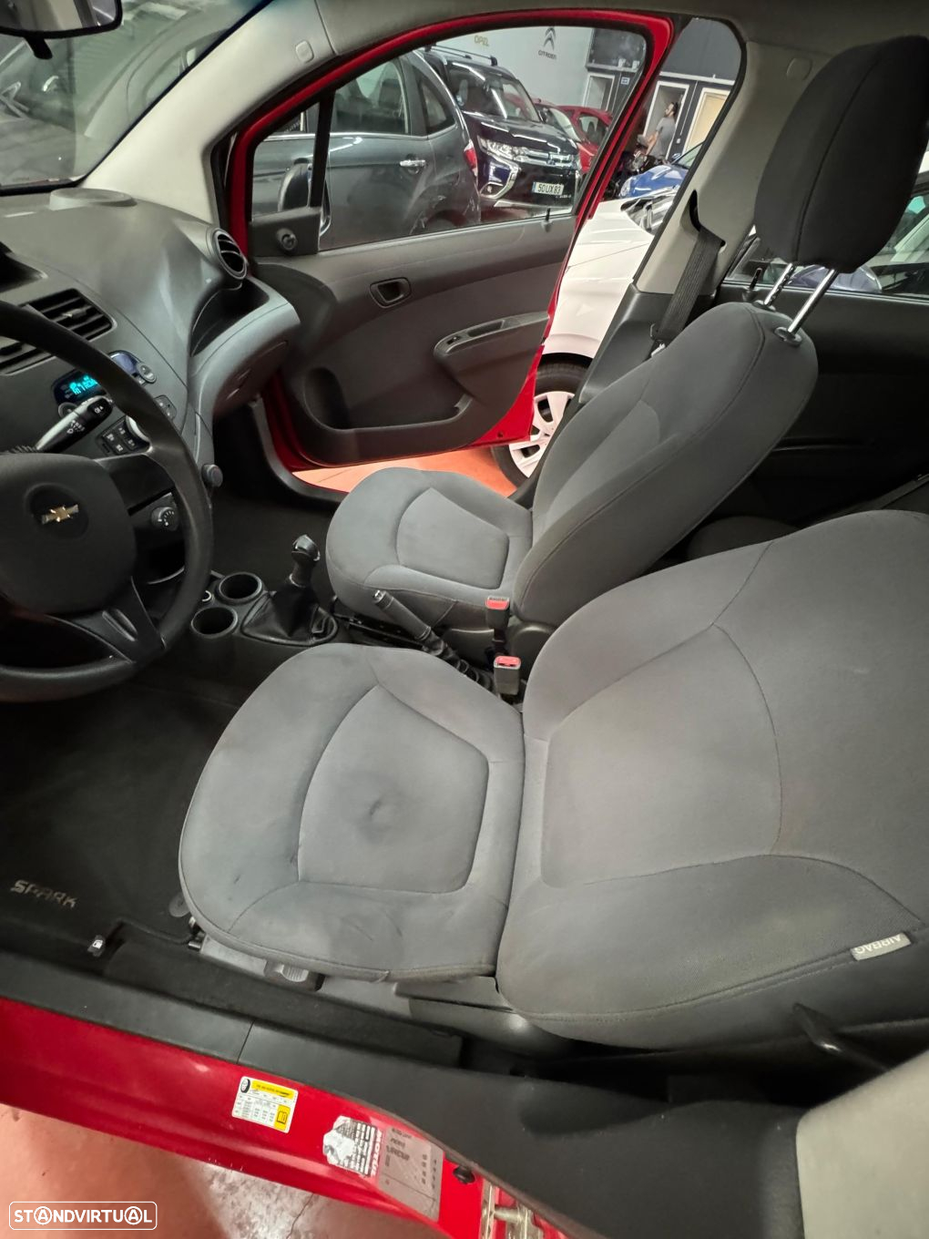 Chevrolet Spark 1.0 L - 10