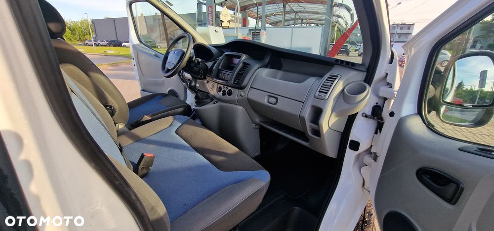 Opel Vivaro - 23