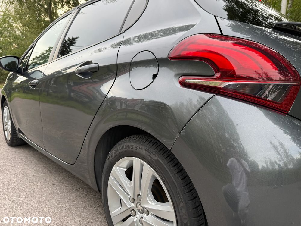 Peugeot 208 1.2 PureTech Style - 7