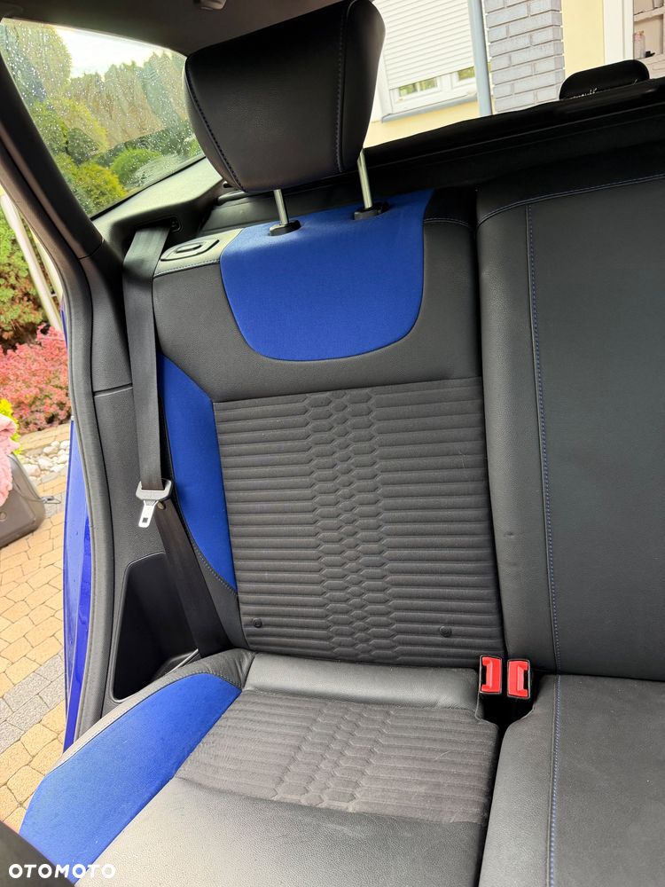 Ford Focus 2.0 EcoBoost ST - 8