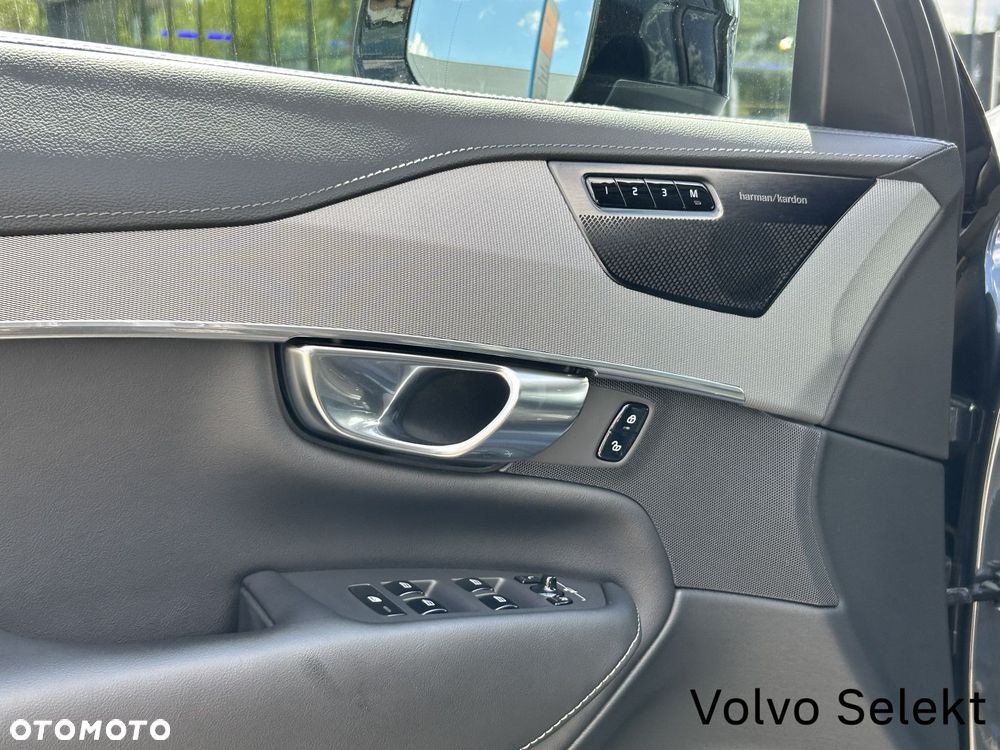 Volvo XC 90 - 13