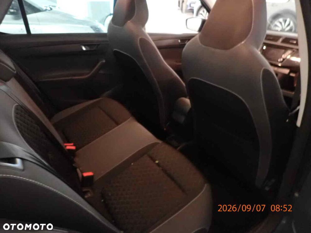 Skoda Fabia 1.0 TSI DSG Monte Carlo - 12