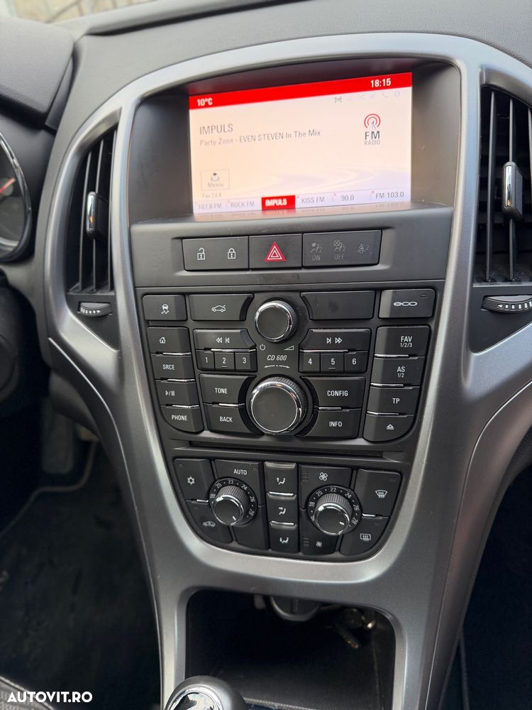 Opel Astra 1.4 Turbo ECOTEC Cosmo - 9