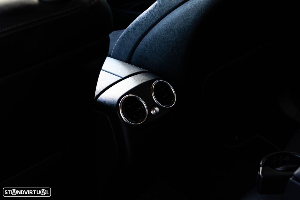 Mercedes-Benz GLC 300 d 4Matic - 23