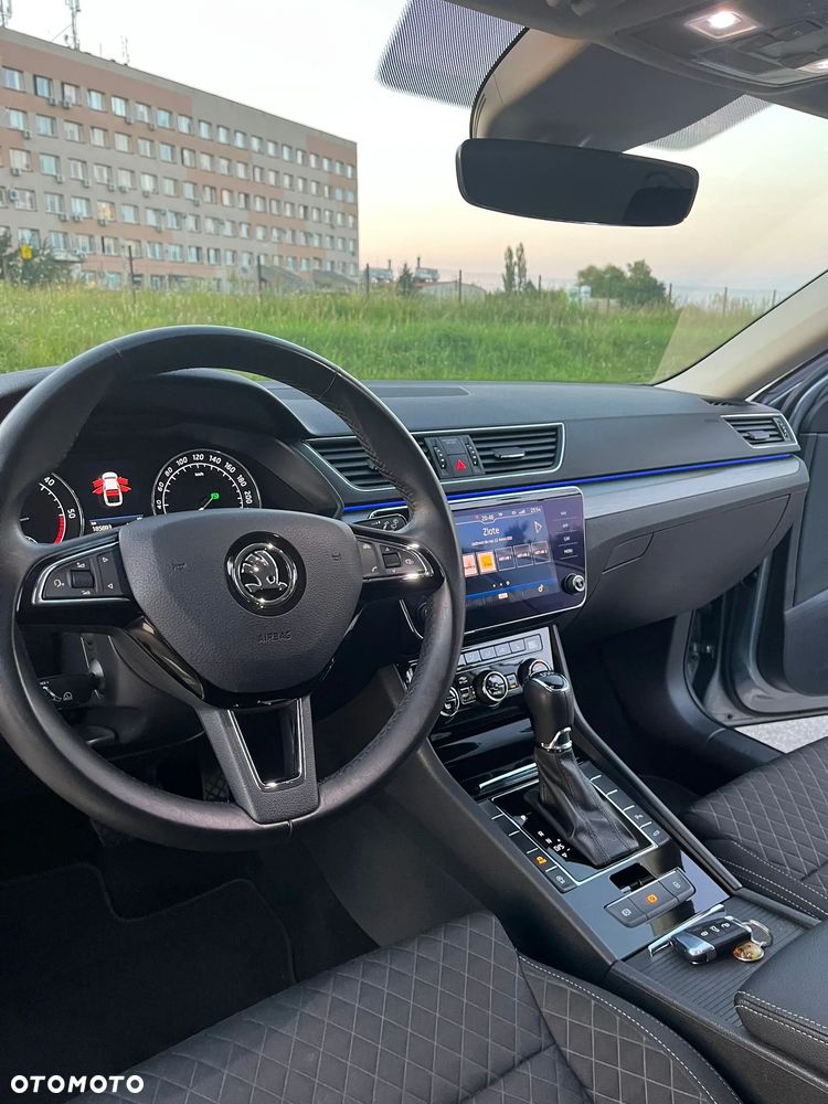 Skoda Superb 2.0 TDI Style DSG7 - 6