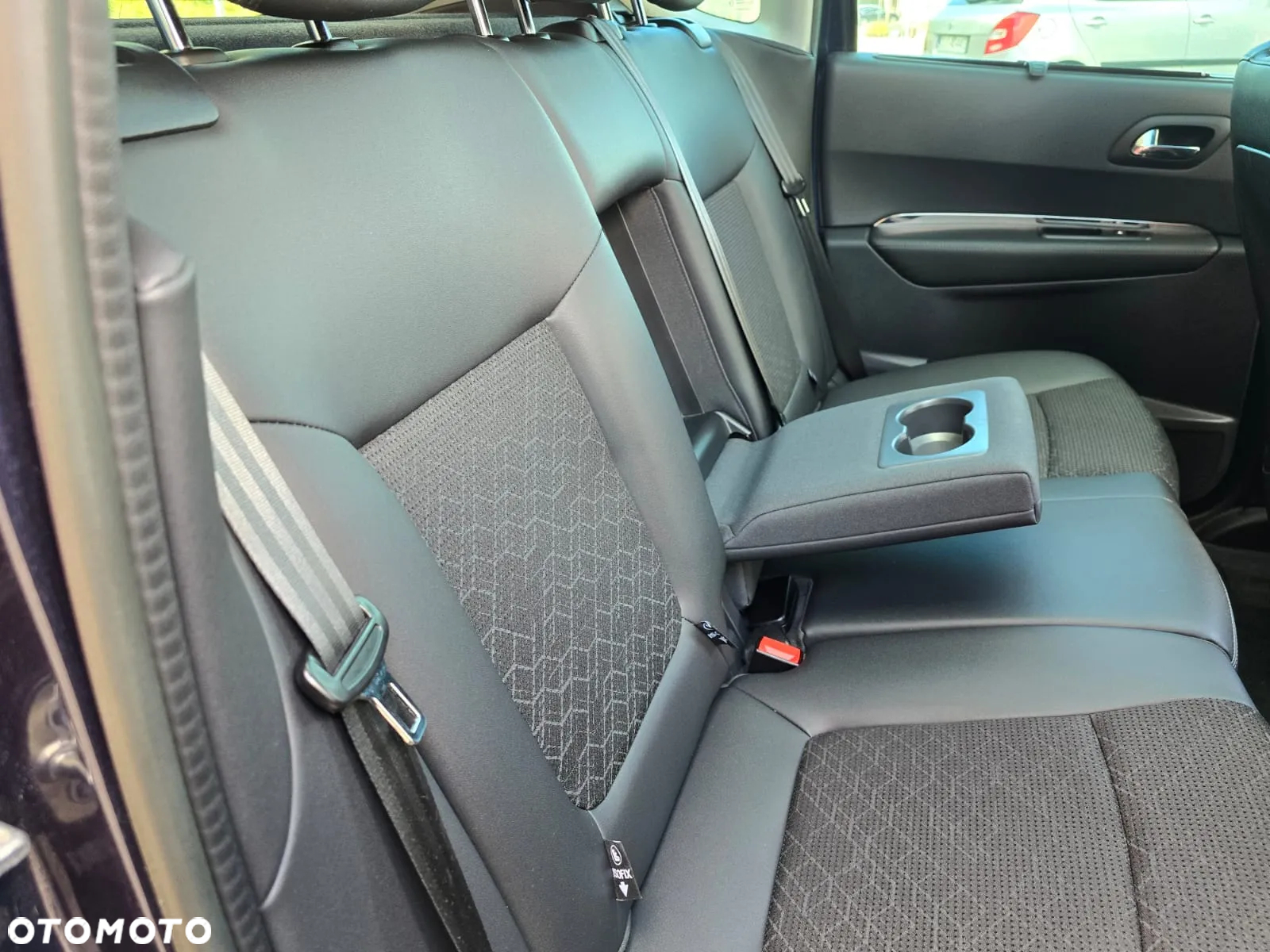 Peugeot 3008 1.6 THP Allure - 32